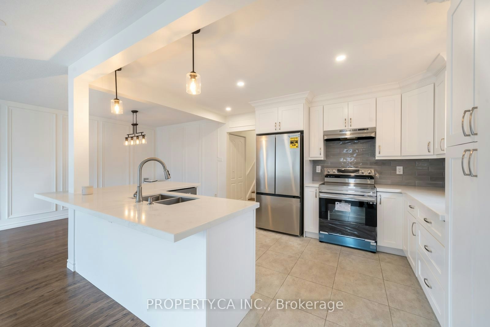 24 Thorncrest Road, Barrie, ON, L4N 3P9 - 4