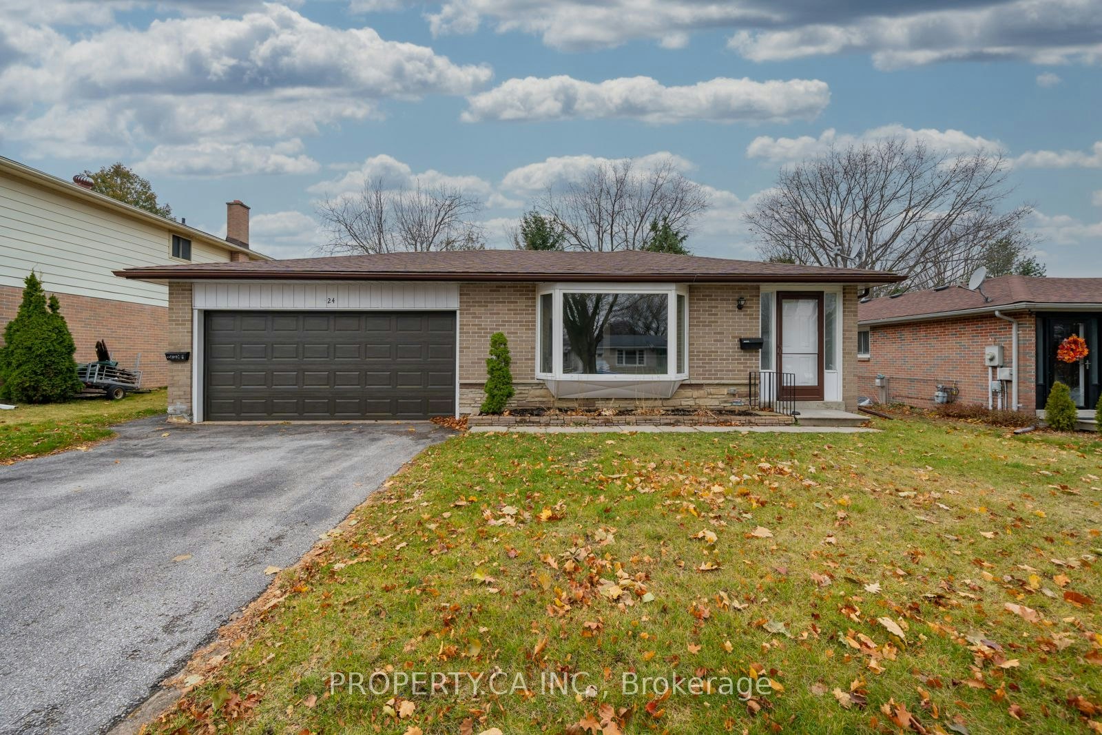 24 Thorncrest Road, Barrie, ON, L4N 3P9
