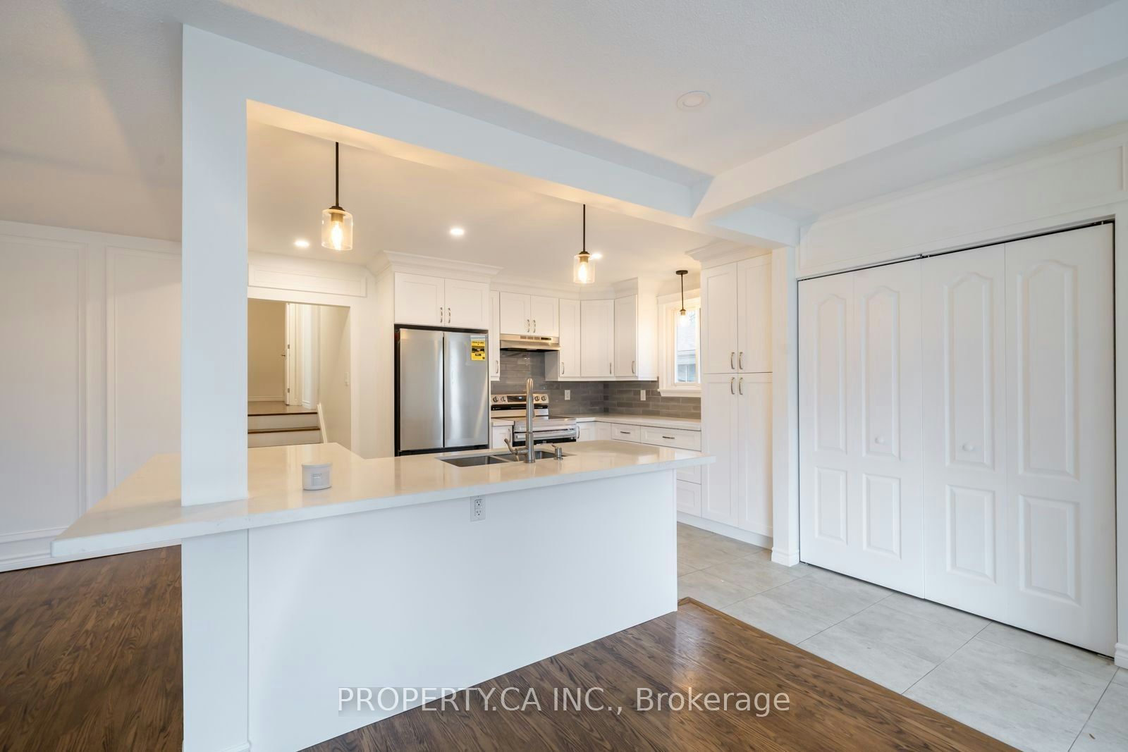 24 Thorncrest Road, Barrie, ON, L4N 3P9 - 6