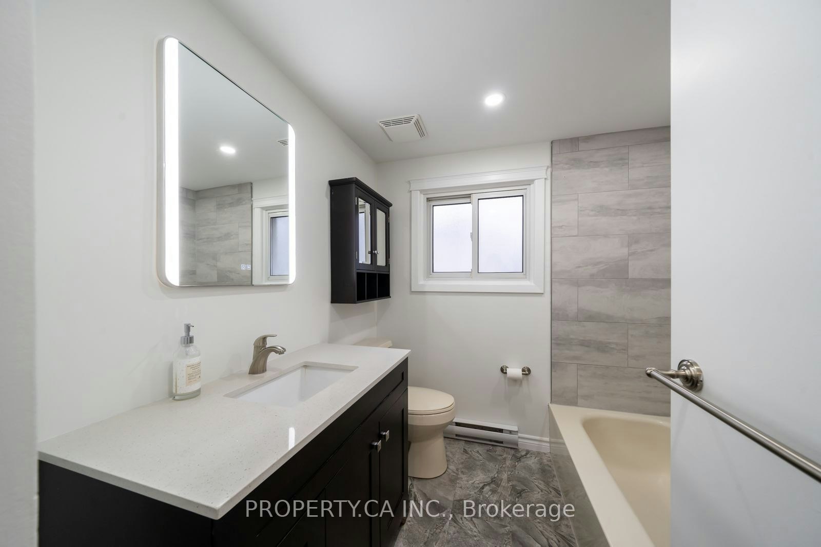 24 Thorncrest Road, Barrie, ON, L4N 3P9 - 20