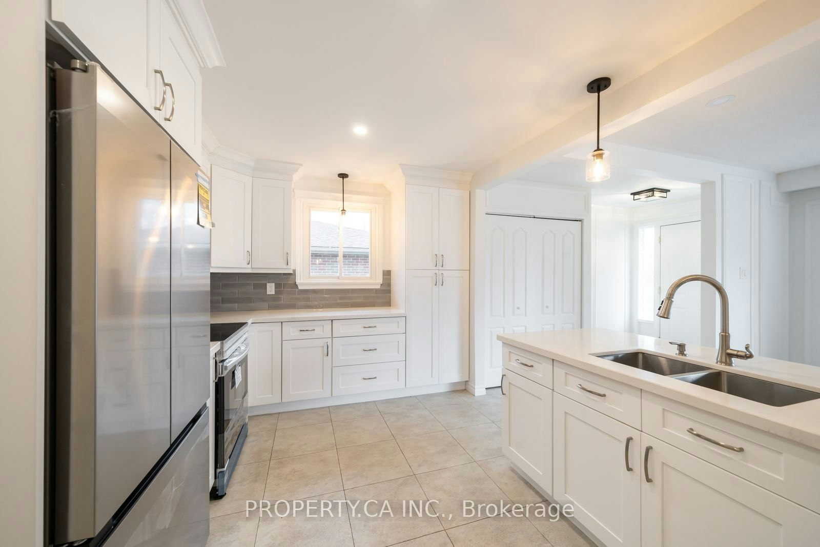 24 Thorncrest Road, Barrie, ON, L4N 3P9 - 9