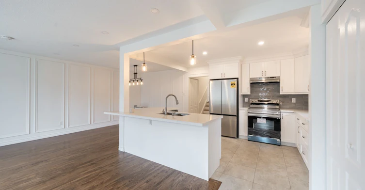 24 Thorncrest Road, Barrie, ON, L4N 3P9 - 3