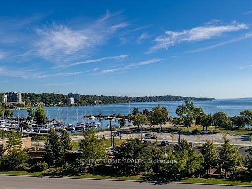 409-6 Toronto Street, Barrie, ON, L4N 9R2