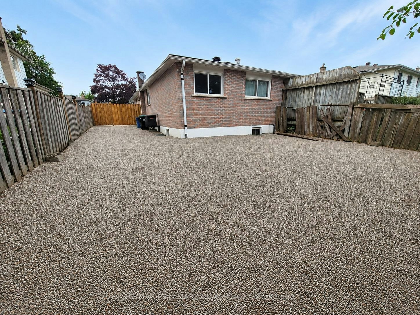 UPPER-88 B Bernick Drive, Barrie, ON, L4M 2V6 - 2