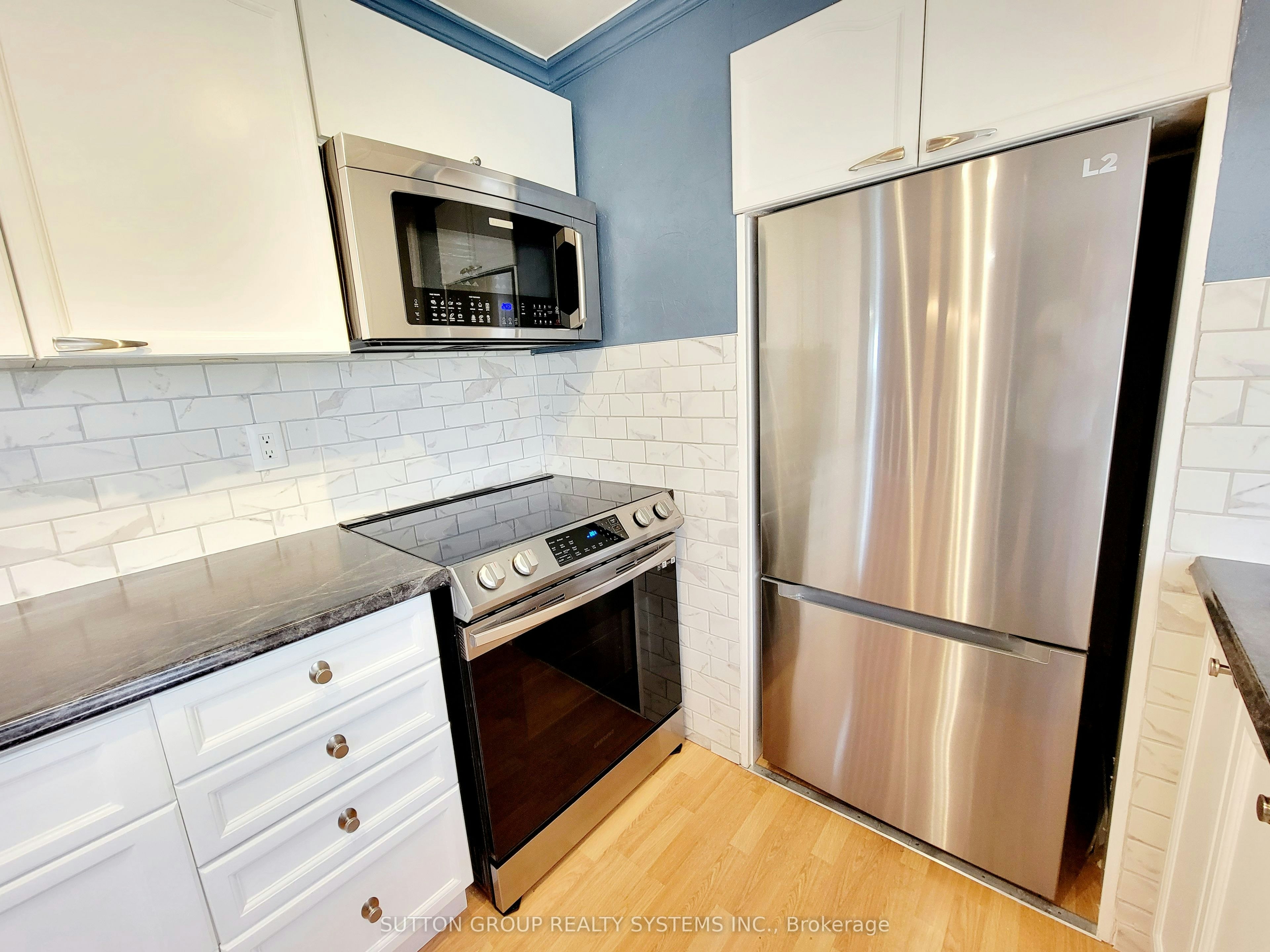 Main floor-62 Laidlaw Drive, Barrie, ON, L4N 7W2 - 9