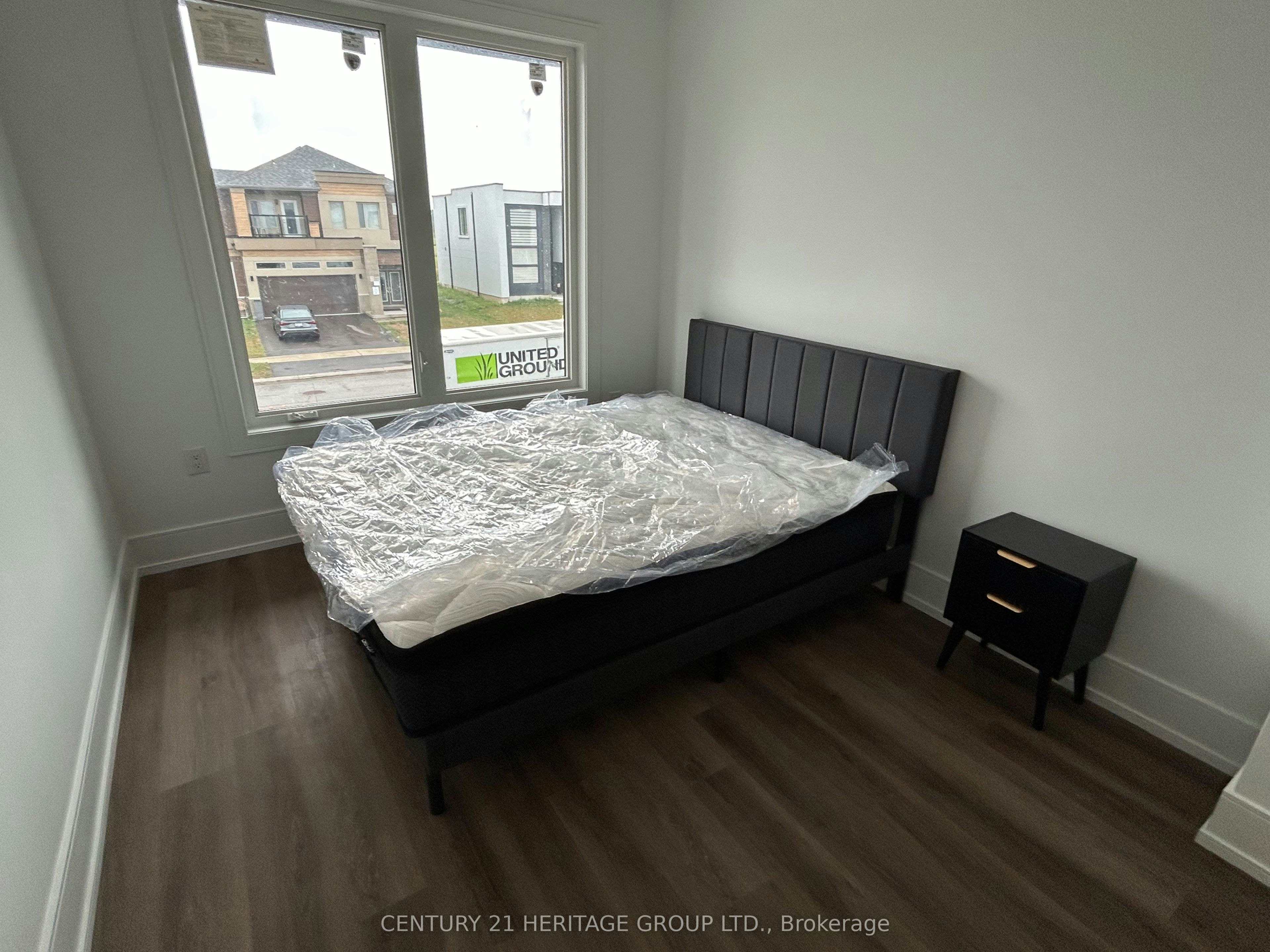 3714 Quayside Drive, Severn, ON, L3V 8M9 - 3