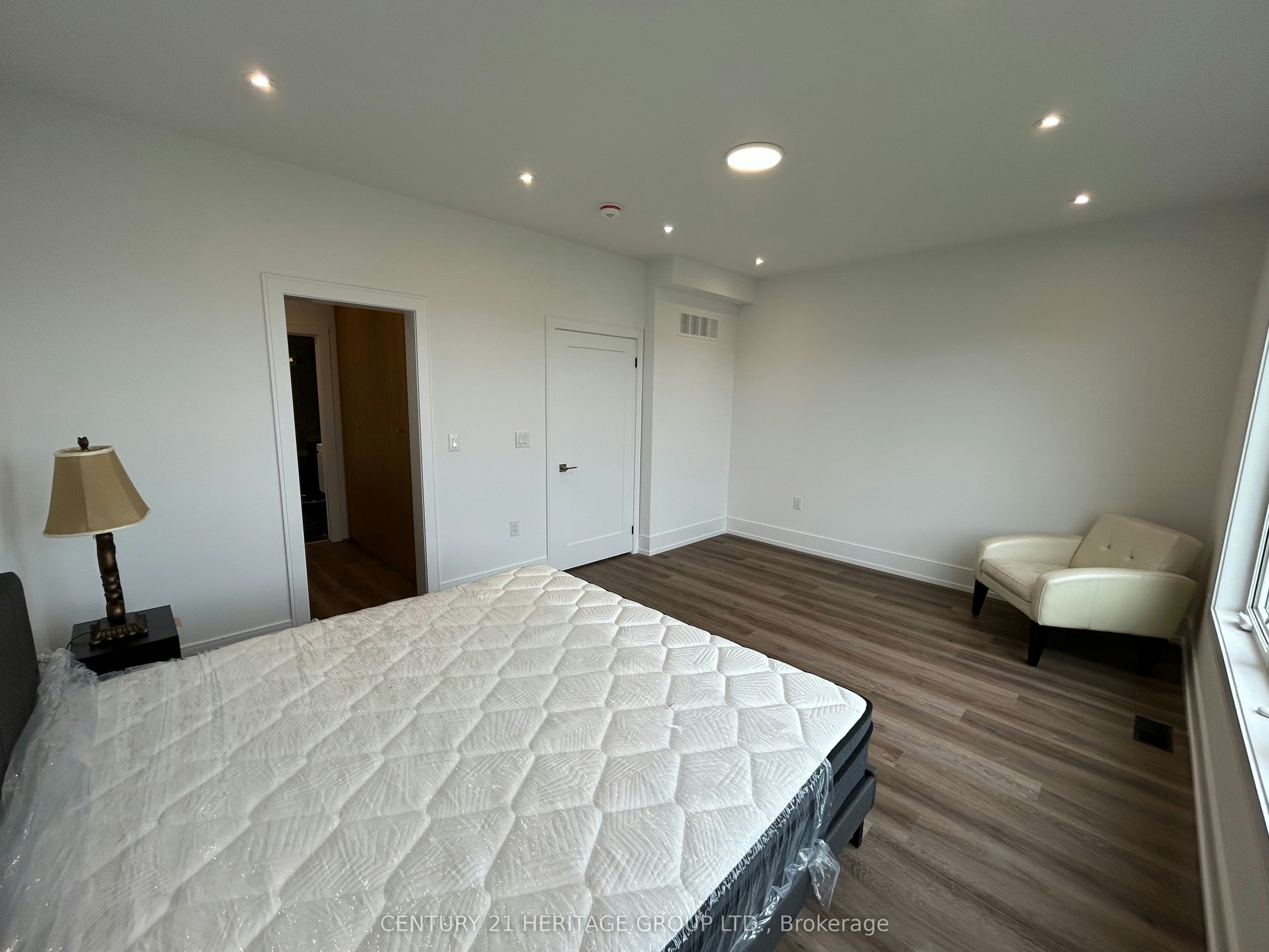 3714 Quayside Drive, Severn, ON, L3V 8M9 - 16