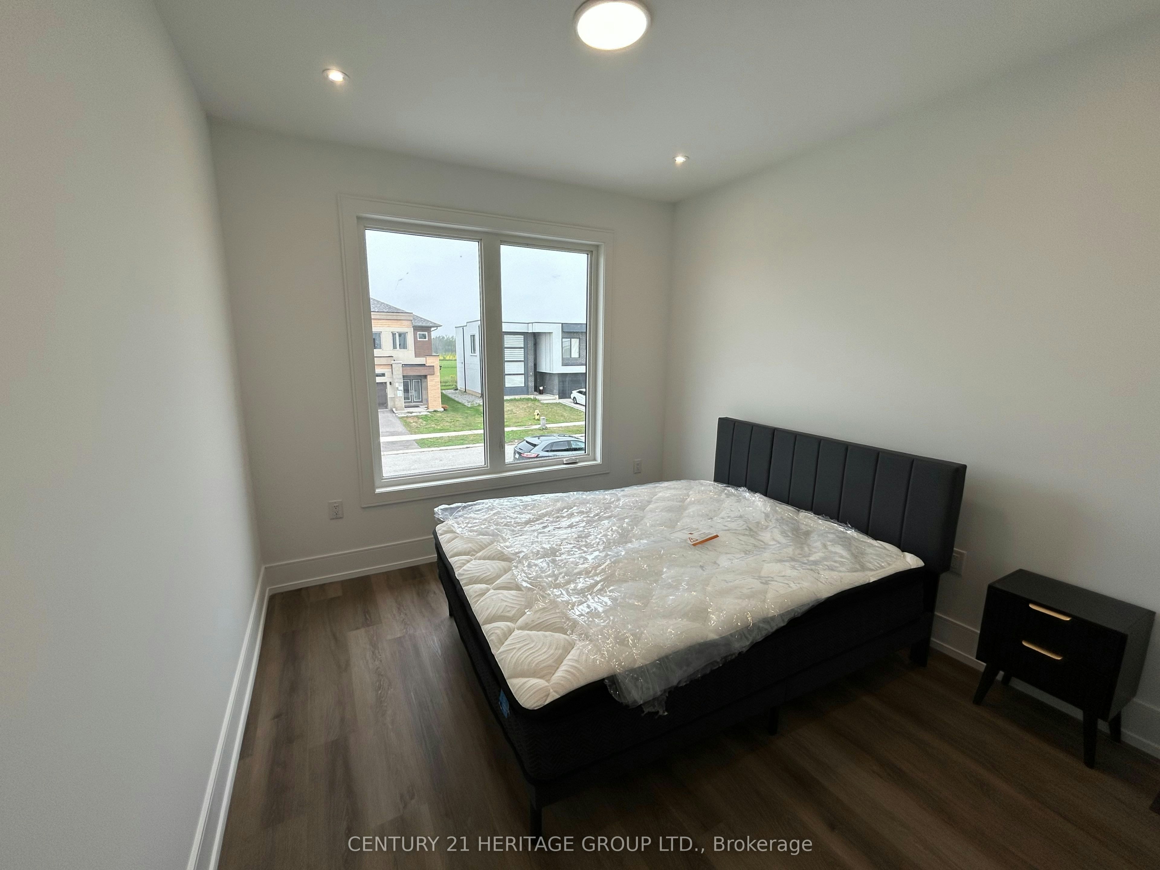 3714 Quayside Drive, Severn, ON, L3V 8M9 - 24