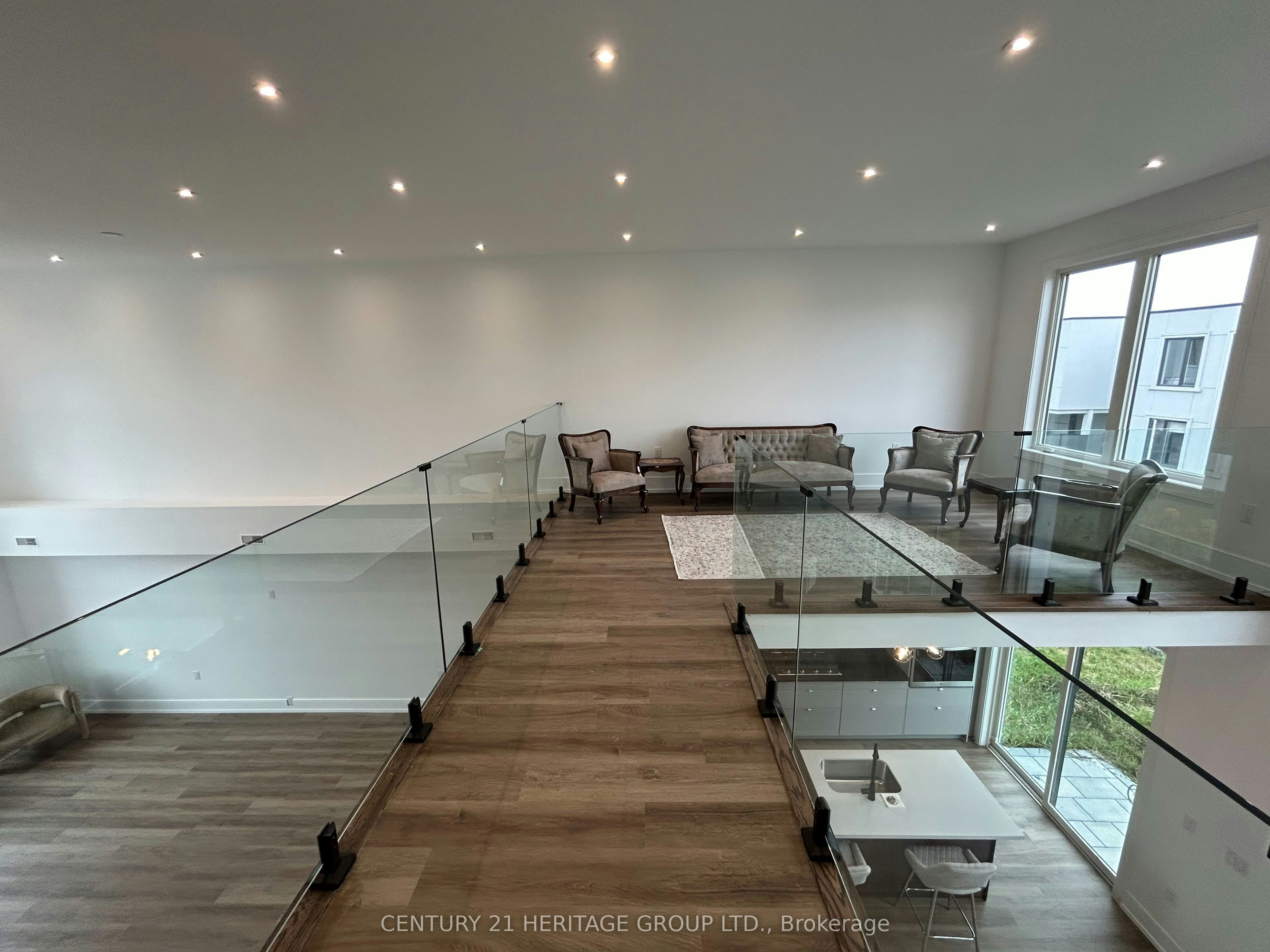 3714 Quayside Drive, Severn, ON, L3V 8M9 - 11