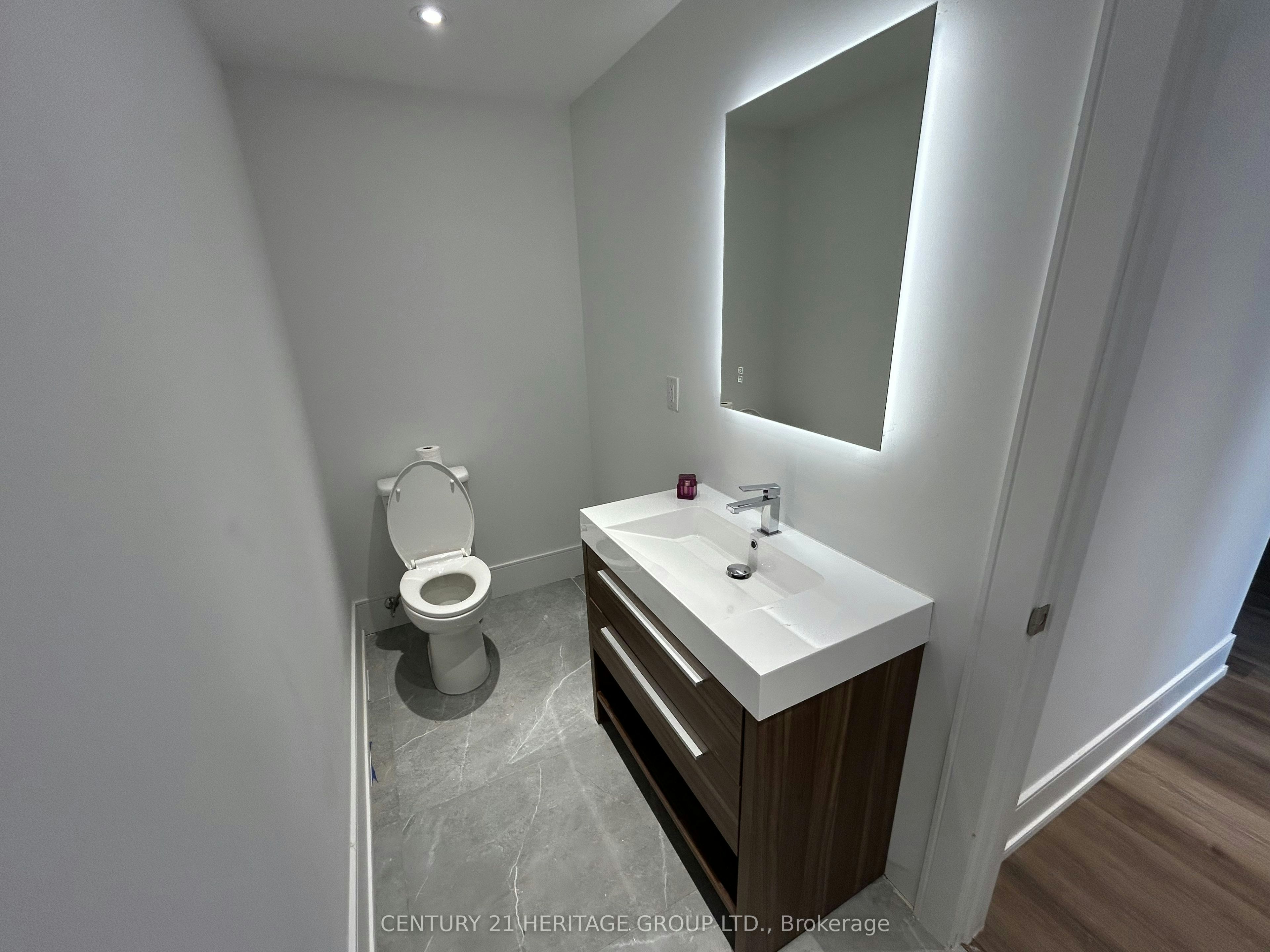 3714 Quayside Drive, Severn, ON, L3V 8M9 - 10