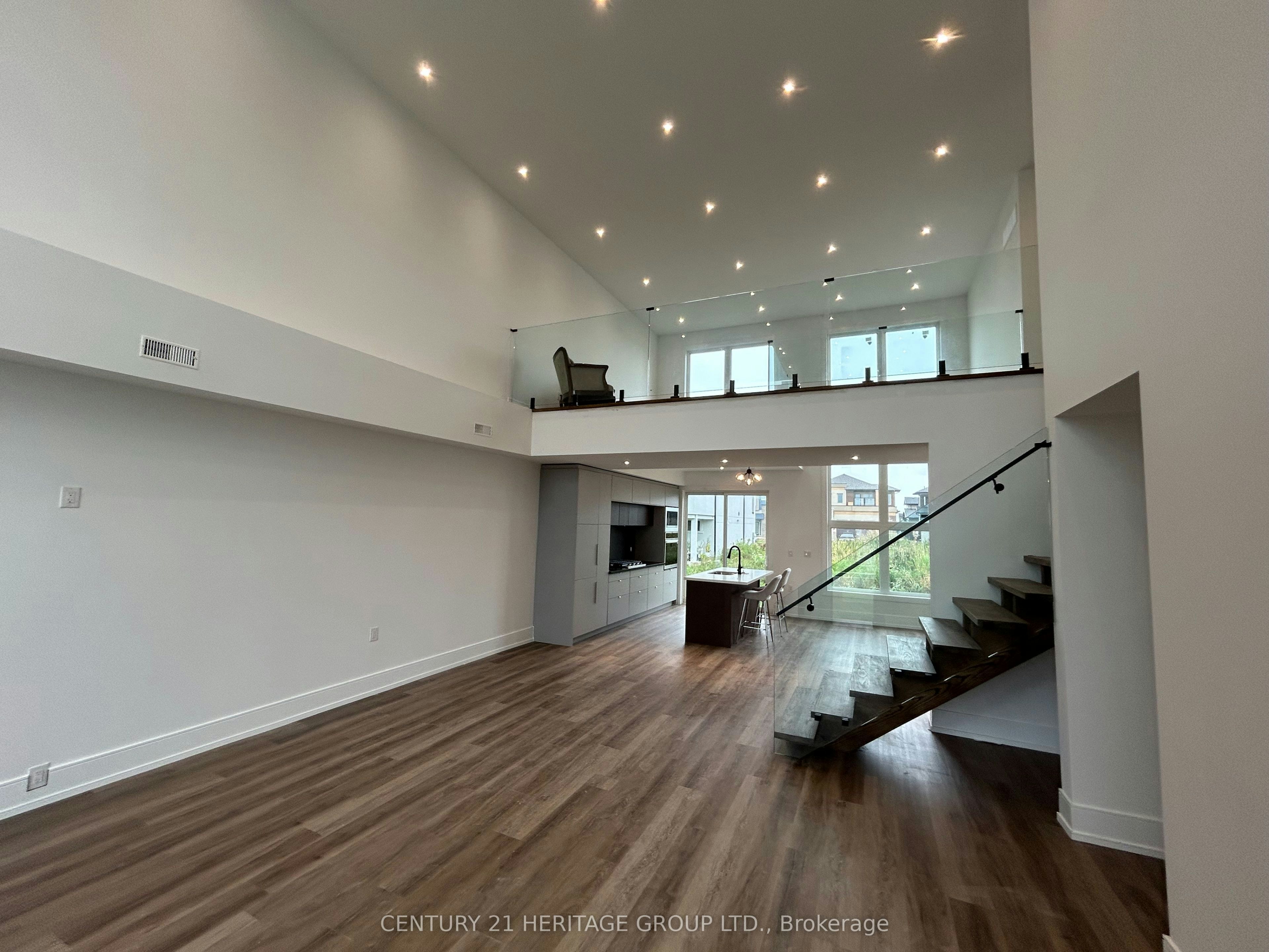 3714 Quayside Drive, Severn, ON, L3V 8M9 - 2