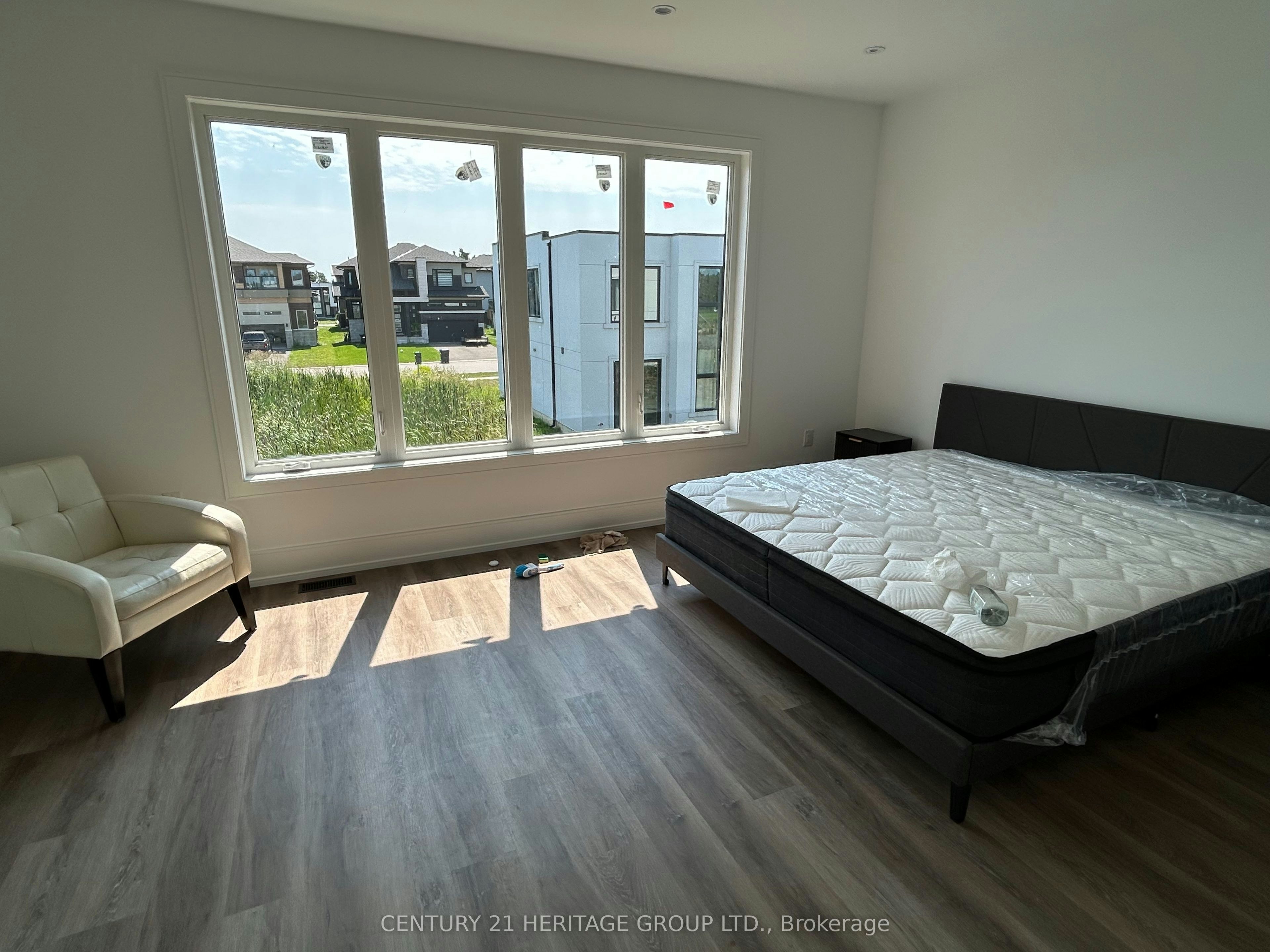 3714 Quayside Drive, Severn, ON, L3V 8M9 - 7