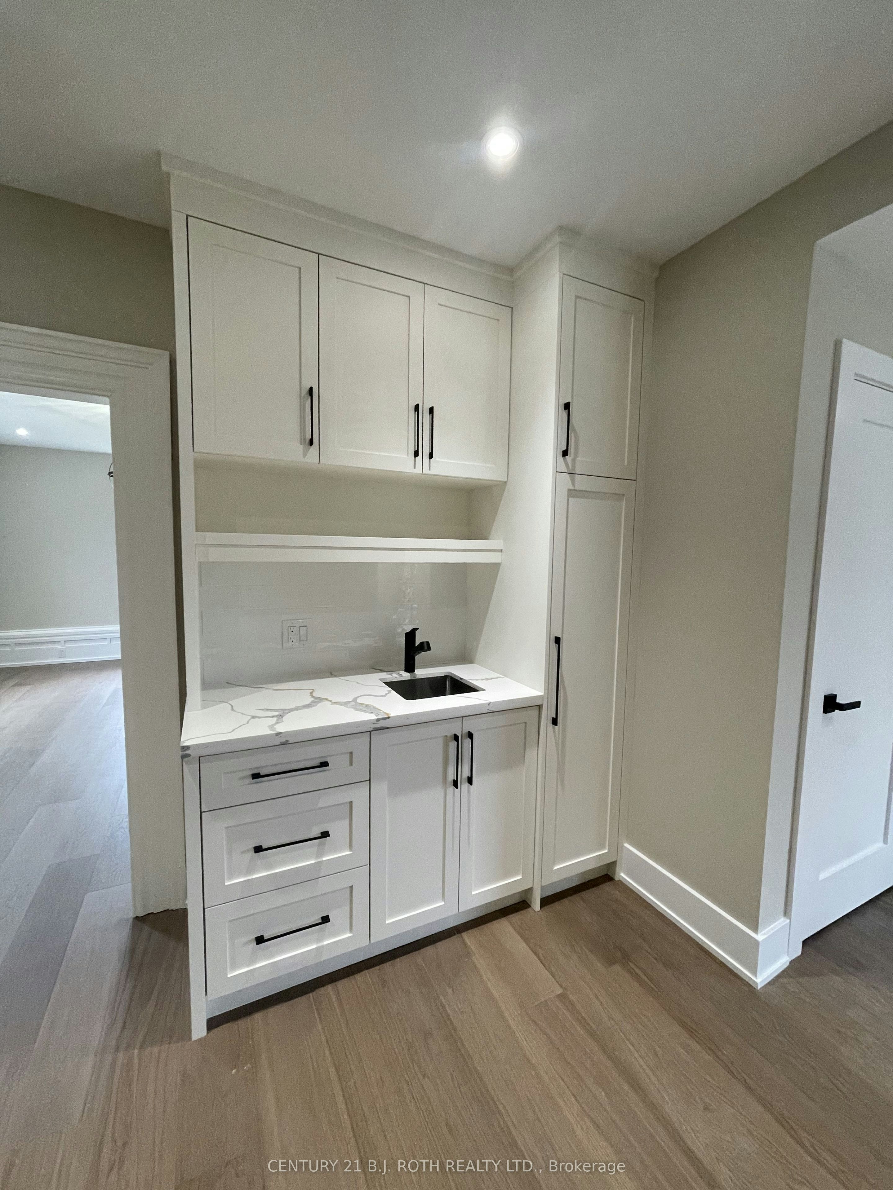9 Bertram Drive, Springwater, ON, L0L 1P0 - 9