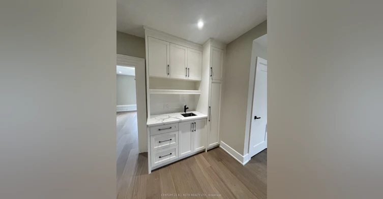 9 Bertram Drive, Springwater, ON, L0L 1P0 - 9
