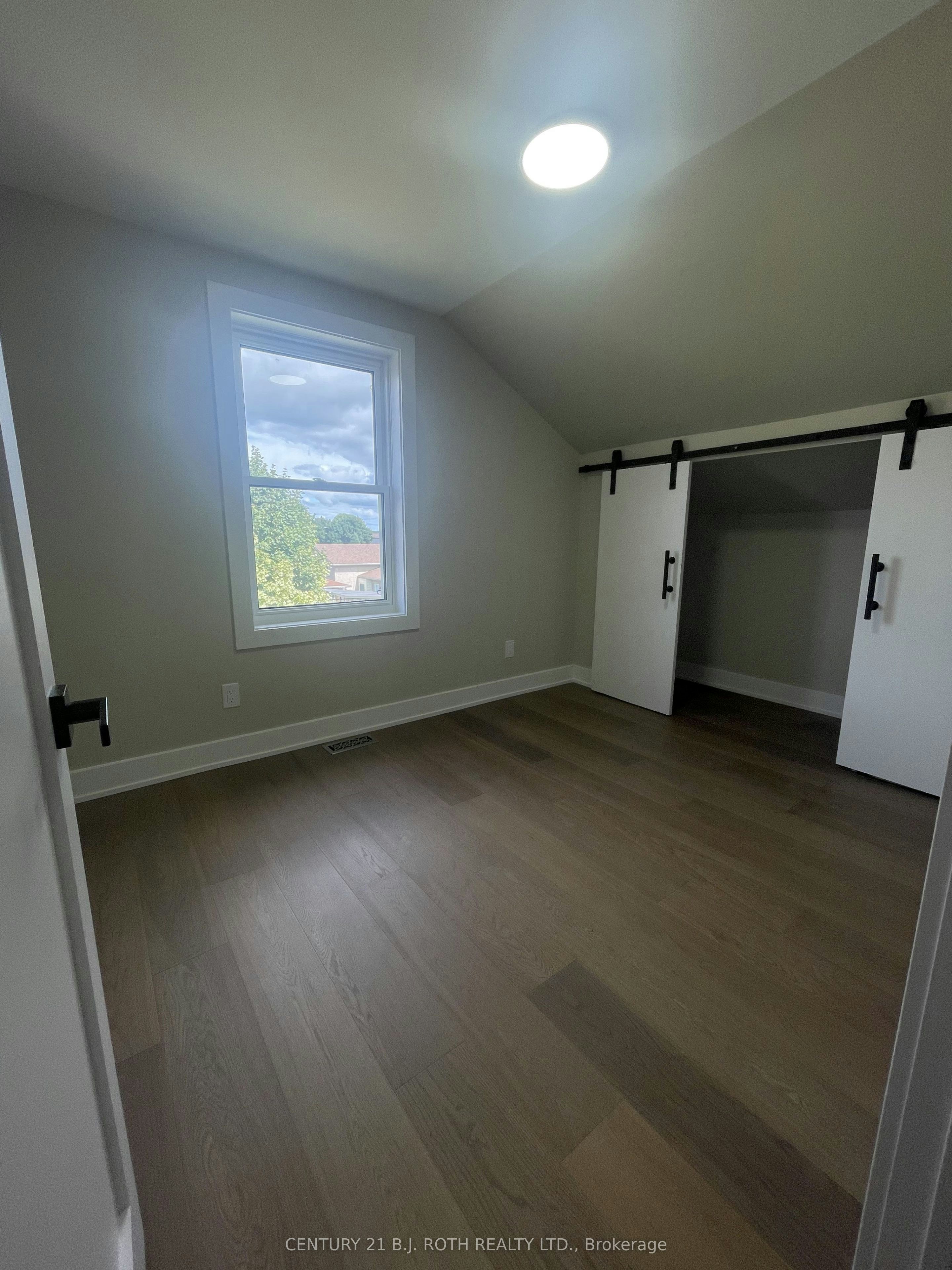 9 Bertram Drive, Springwater, ON, L0L 1P0 - 21