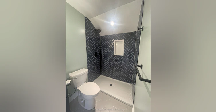 9 Bertram Drive, Springwater, ON, L0L 1P0 - 18