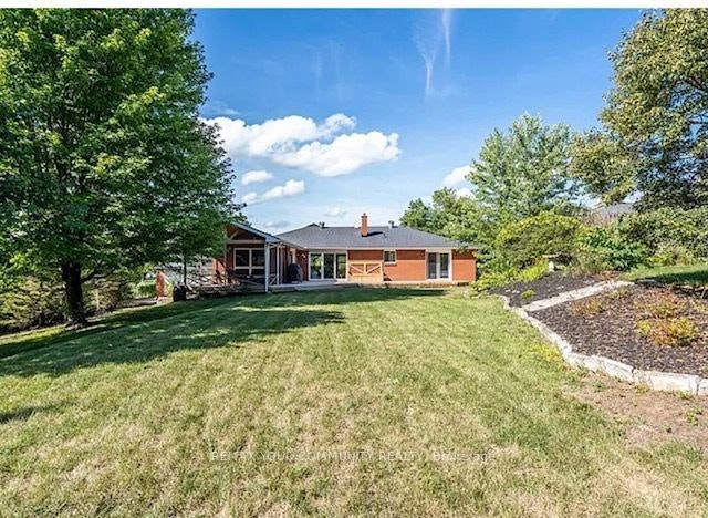 12 Cairns Boulevard, Springwater, ON, L0L 1X0