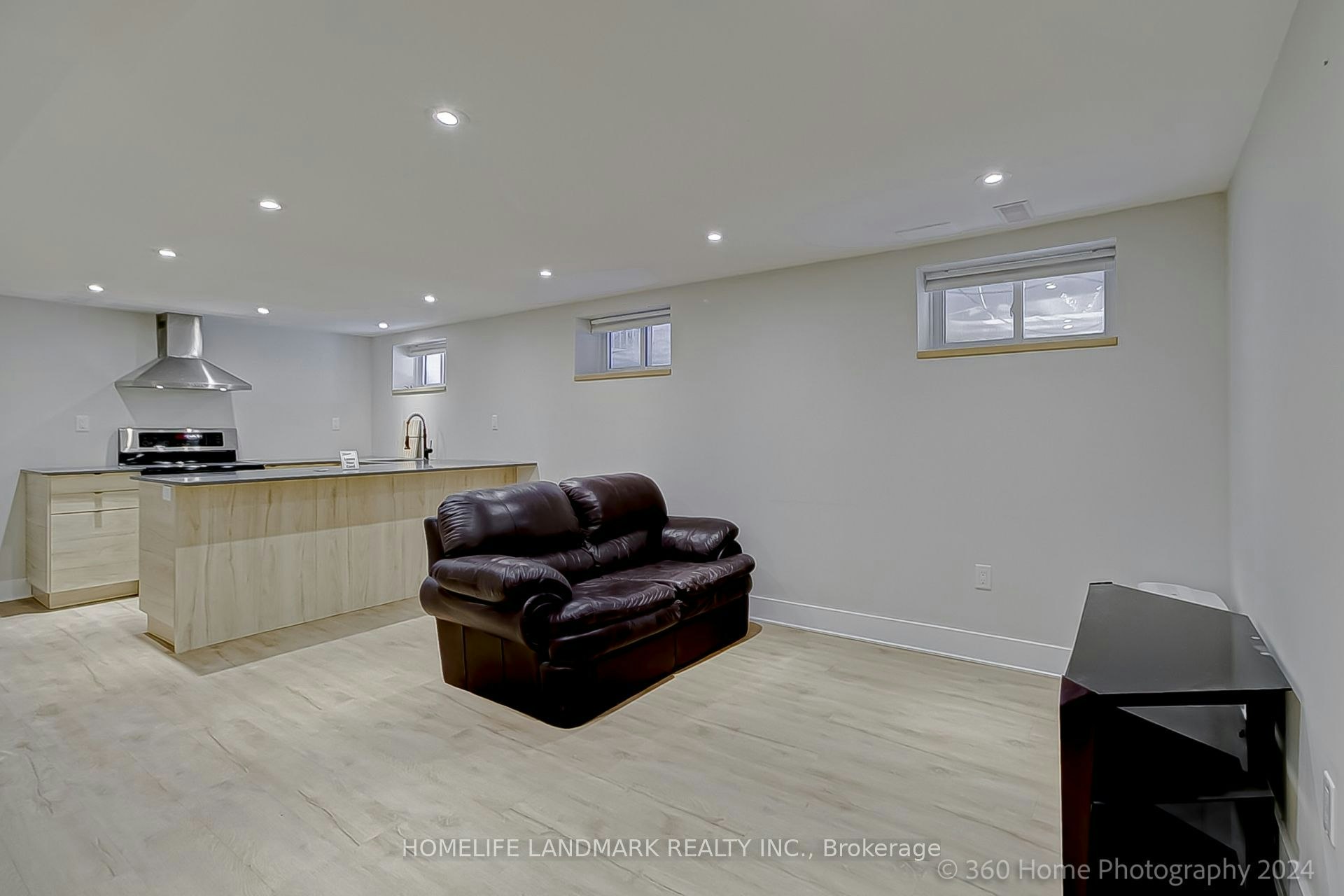 BSMT-206 Napier Street, Barrie, ON, L4M 1W8 - 3