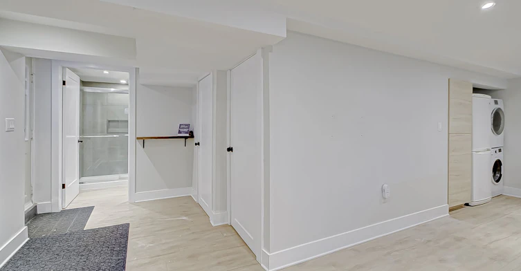 BSMT-206 Napier Street, Barrie, ON, L4M 1W8 - 6