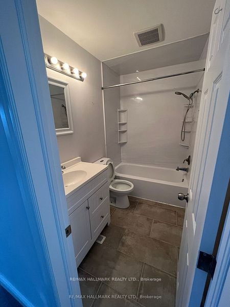 Main-261 Wellington Street E, Barrie, ON, L4M 2E4 - 10