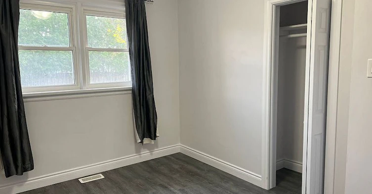 Main-261 Wellington Street E, Barrie, ON, L4M 2E4 - 8