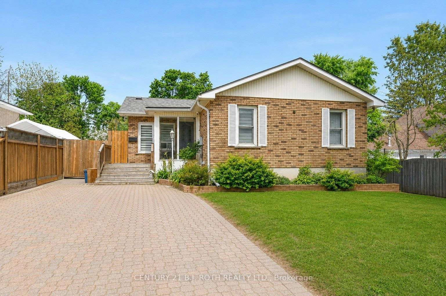 7 Wesley Street, Barrie, ON, L4N 2A4