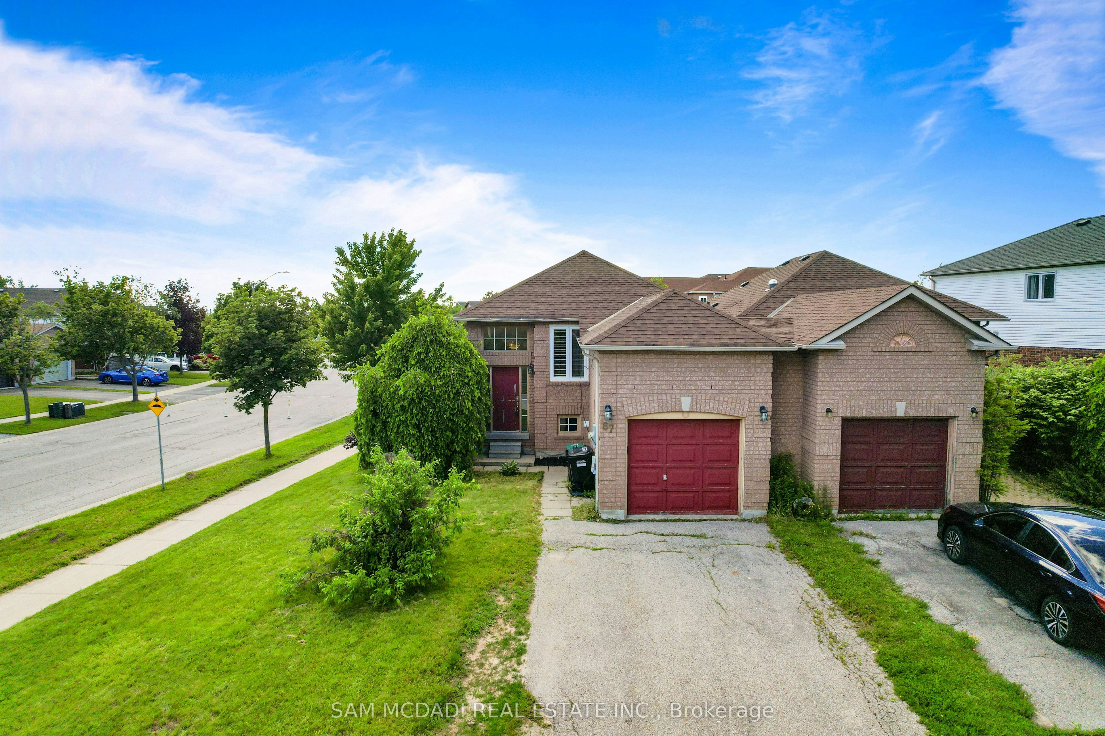 87 Rundle Crescent, Barrie, ON, L4N 8E6