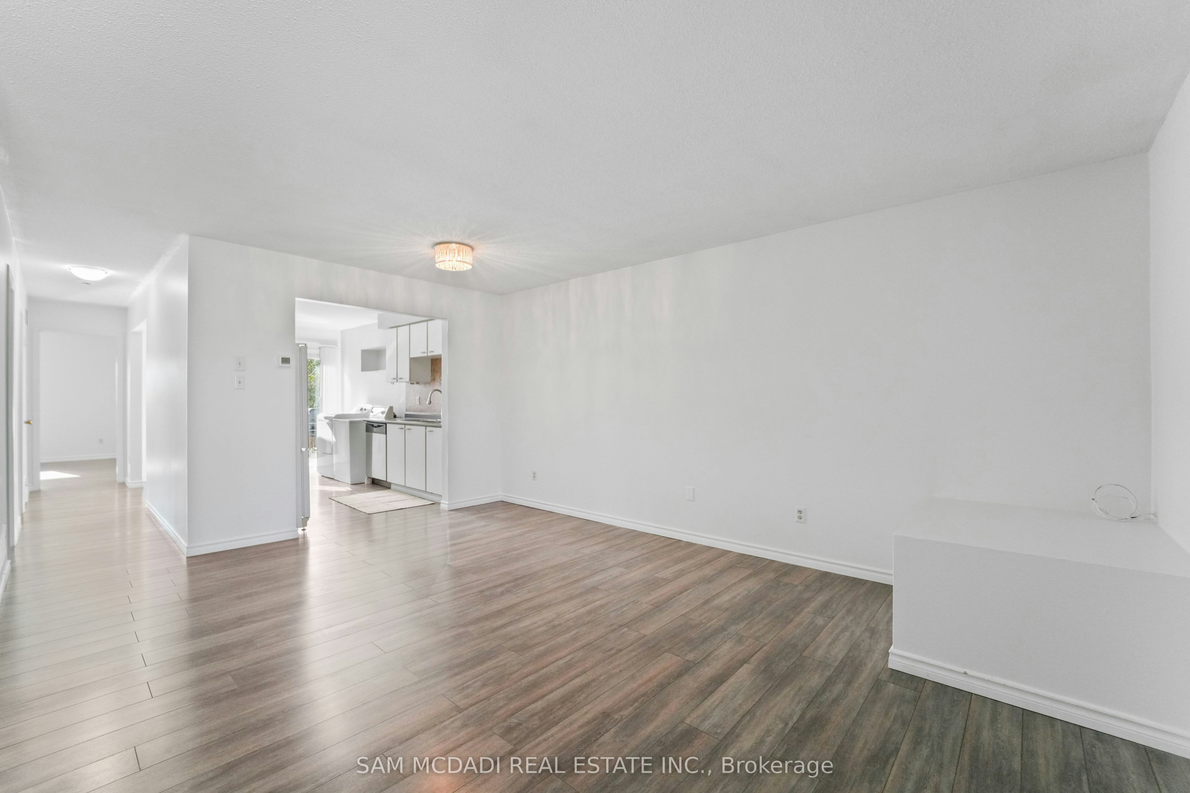 87 Rundle Crescent, Barrie, ON, L4N 8E6 - 2