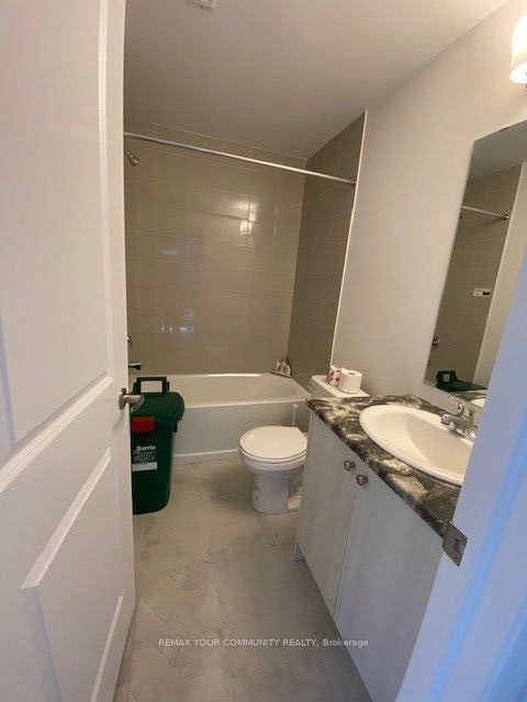 1-23 Hay Lane, Barrie, ON, L9J 0V5 - 6