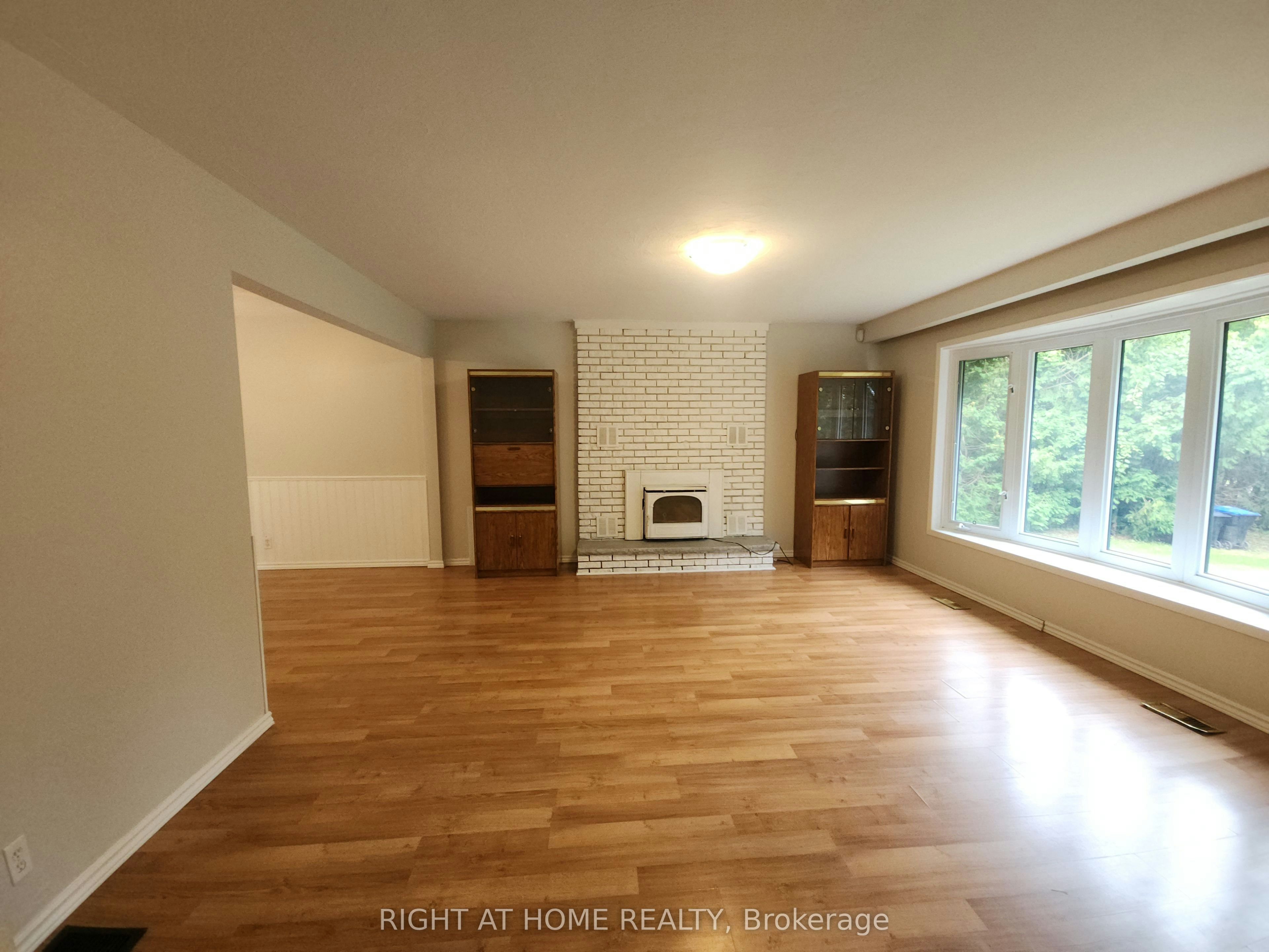 1023 Carson Road, Springwater, ON, L4M 4S5 - 4