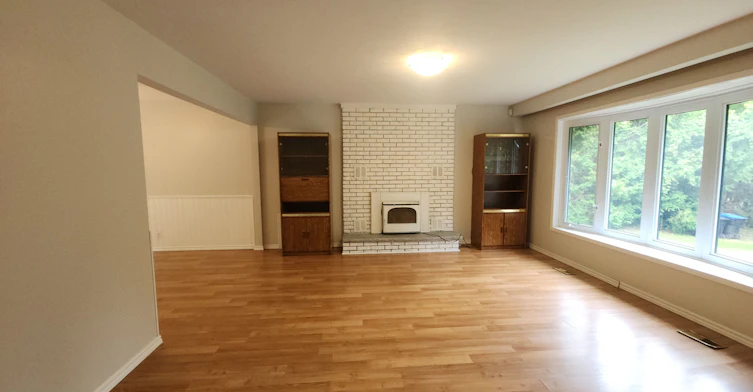 1023 Carson Road, Springwater, ON, L4M 4S5 - 4