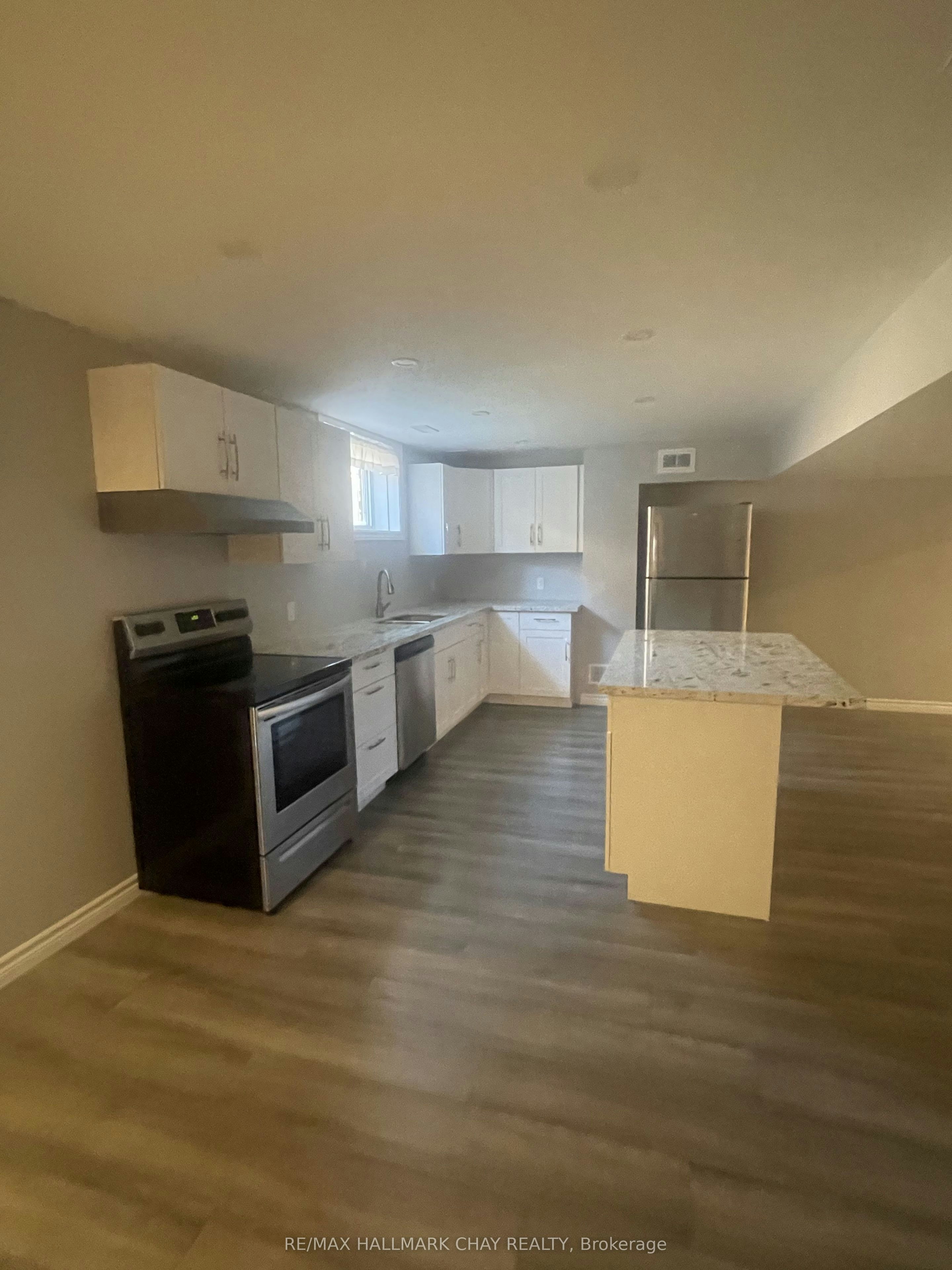 3 Portland St Street, Collingwood, ON, L9Y 0W9 - 3