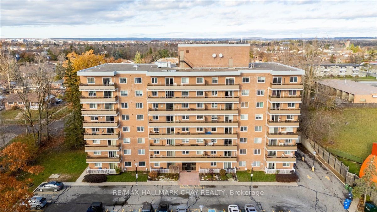 706-414 Blake Street, Barrie, ON, L4M 5J7