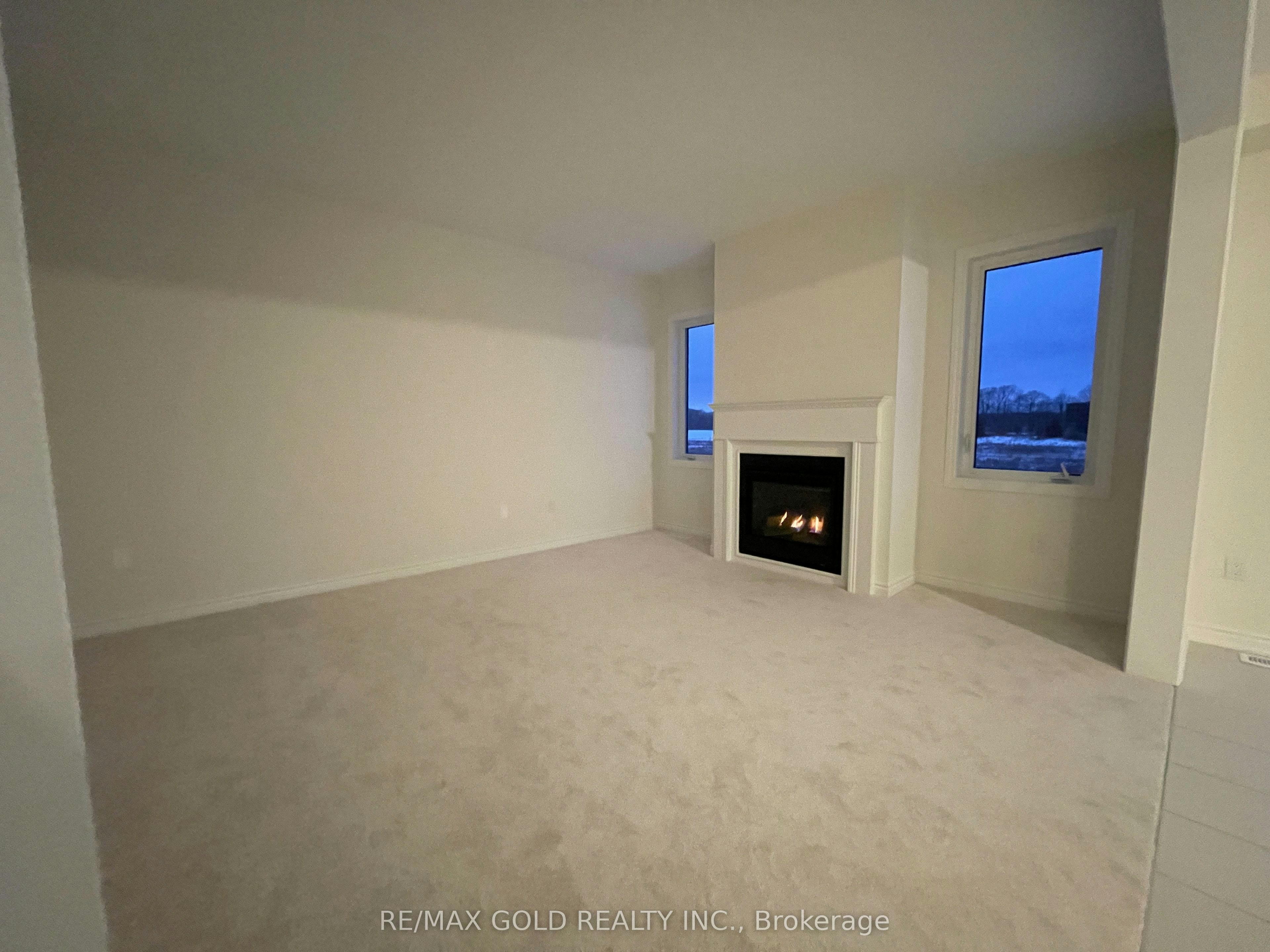 21 Sanford Circle, Springwater, ON, L9X 2A8 - 5