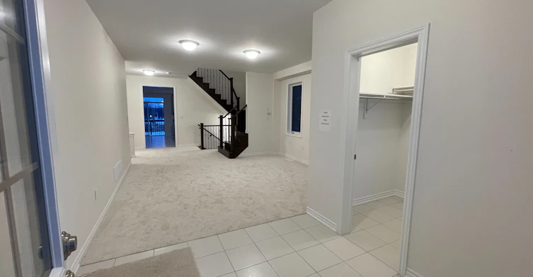 21 Sanford Circle, Springwater, ON, L9X 2A8 - 2