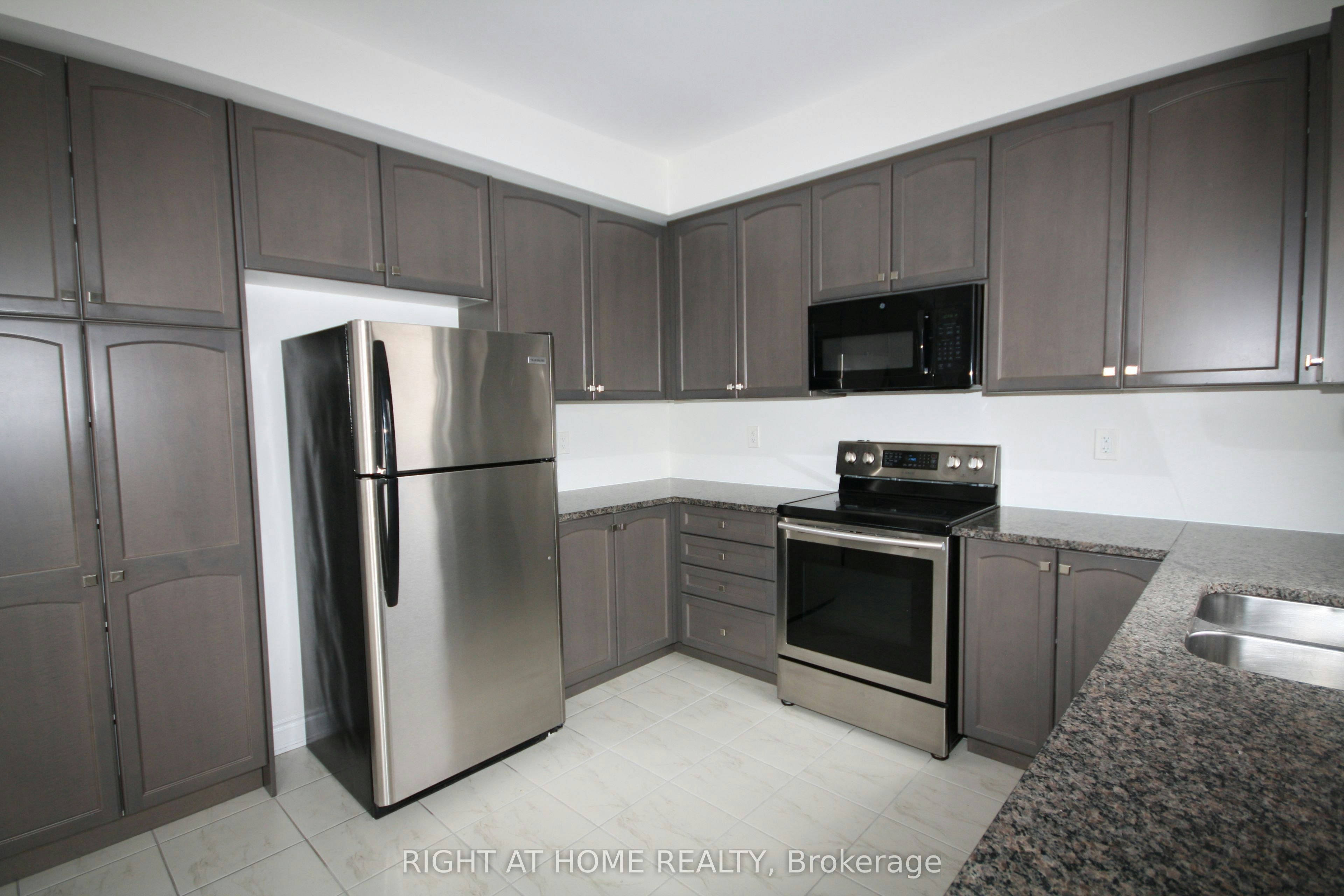 66 White Crescent, Barrie, ON, L4N 5Z9 - 10