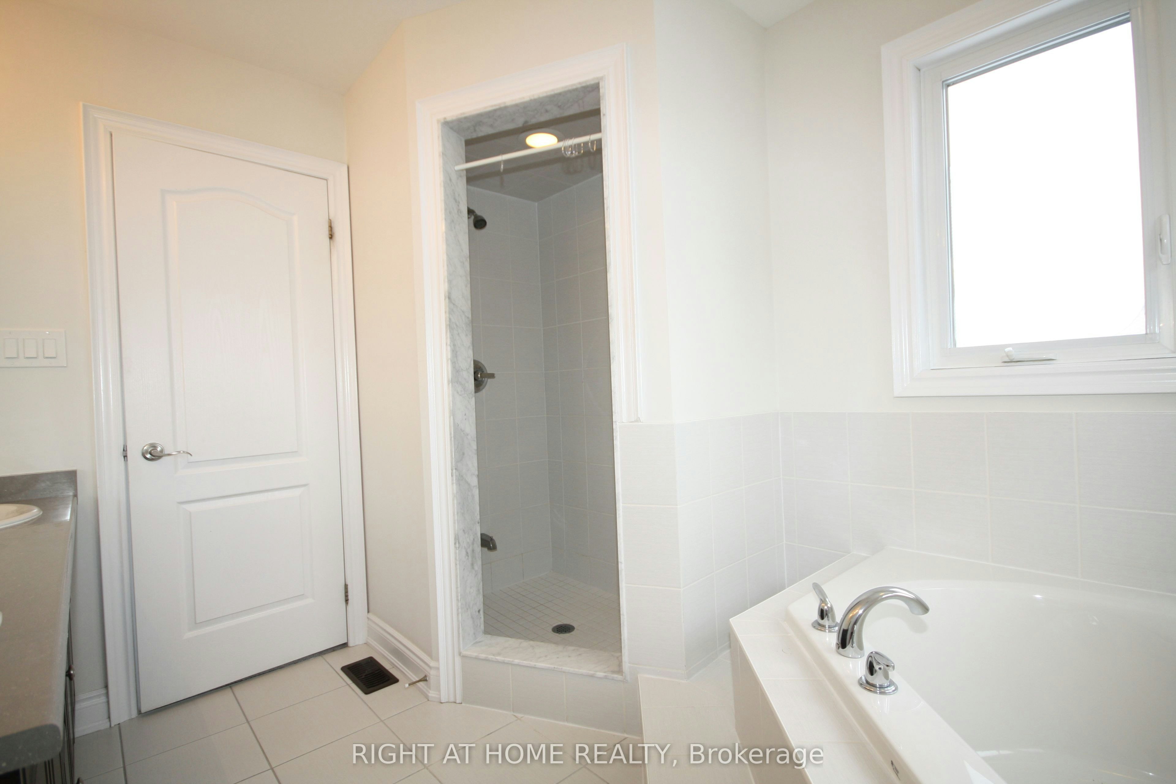 66 White Crescent, Barrie, ON, L4N 5Z9 - 14