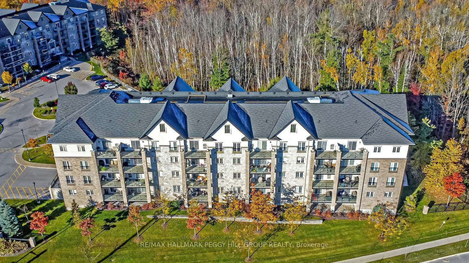 402-40 Ferndale Drive S, Barrie, ON, L4N 2L3
