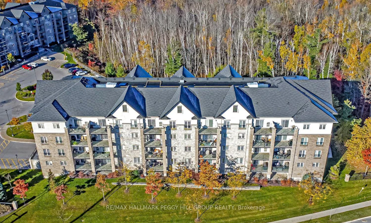 402-40 Ferndale Drive S