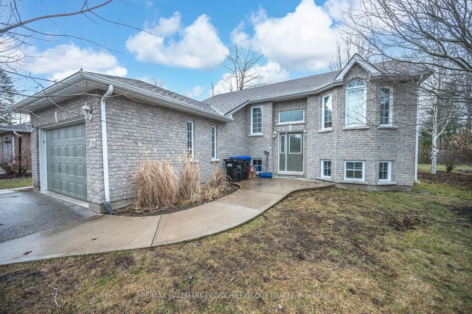 Lower-32 54th Street S, Wasaga Beach, ON, L9Z 1W9