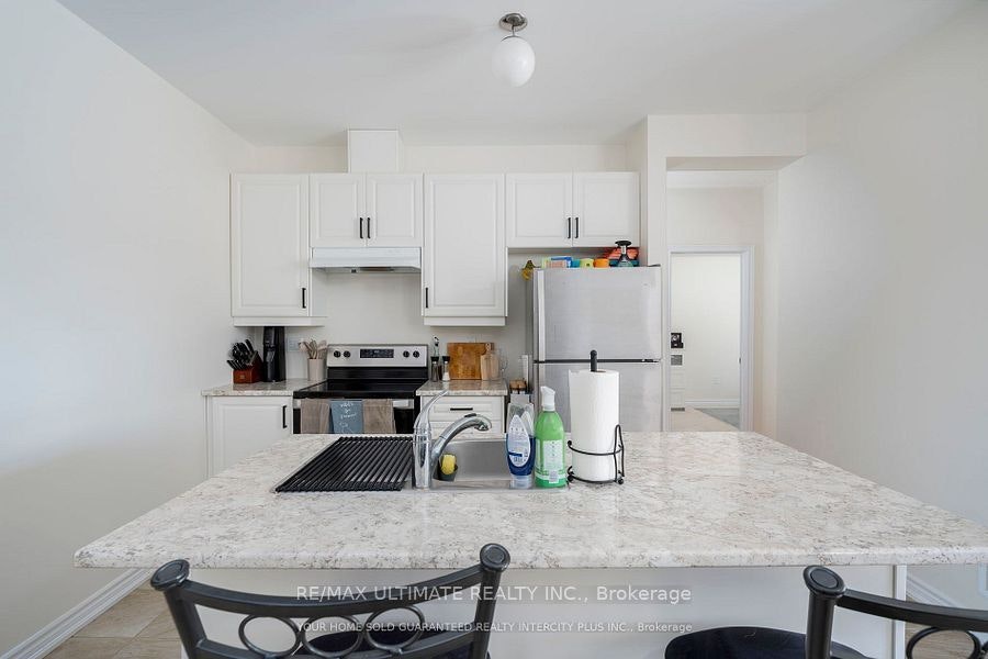 15 Valleybrook Road, Barrie, ON, L9J 0L4 - 3