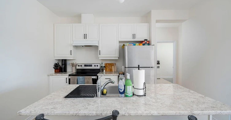 15 Valleybrook Road, Barrie, ON, L9J 0L4 - 3