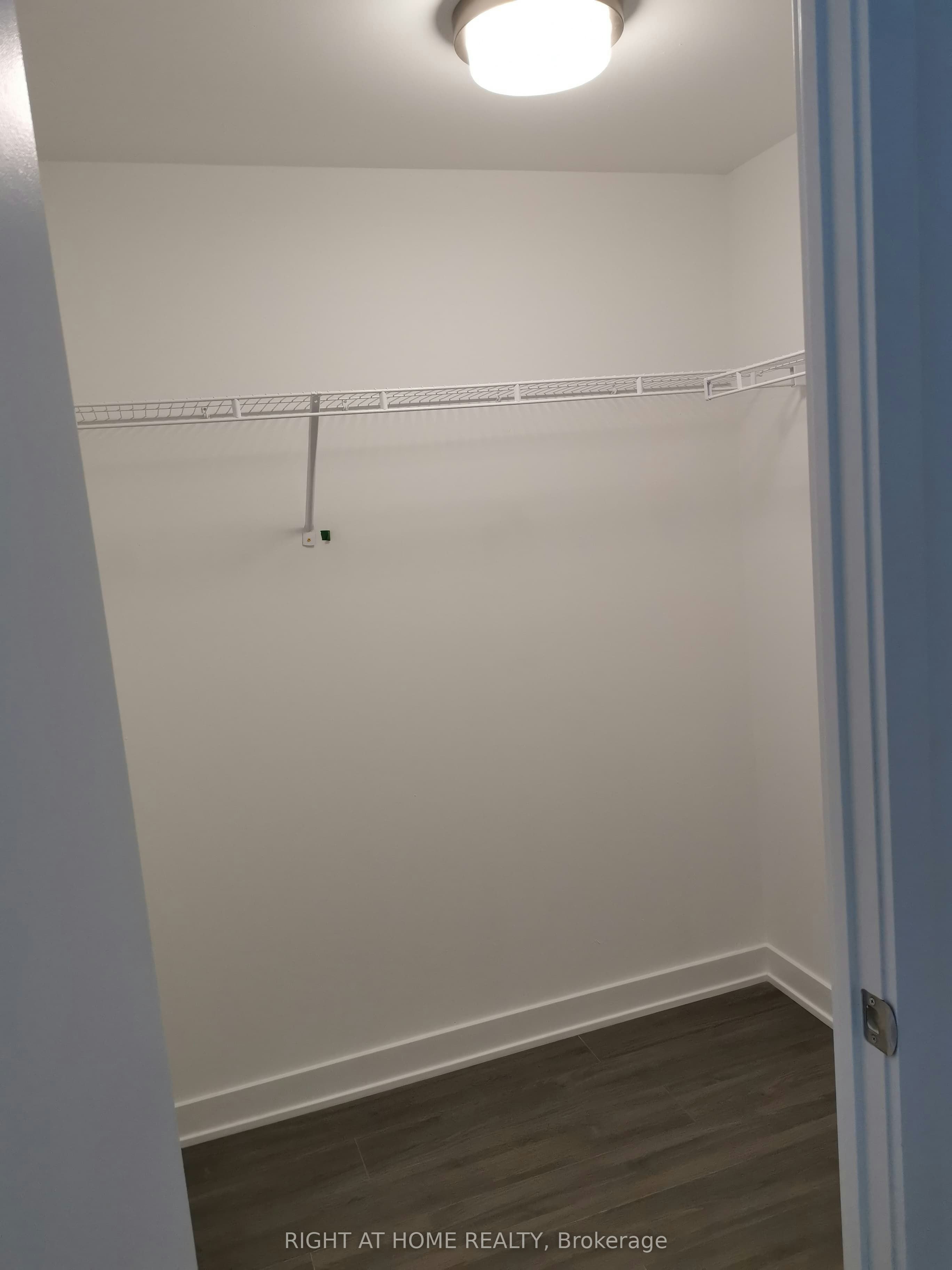 612-681 Yonge Street E, Barrie, ON, L9J 0K1 - 7