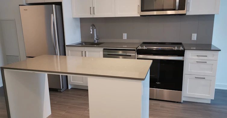 612-681 Yonge Street E, Barrie, ON, L9J 0K1 - 12