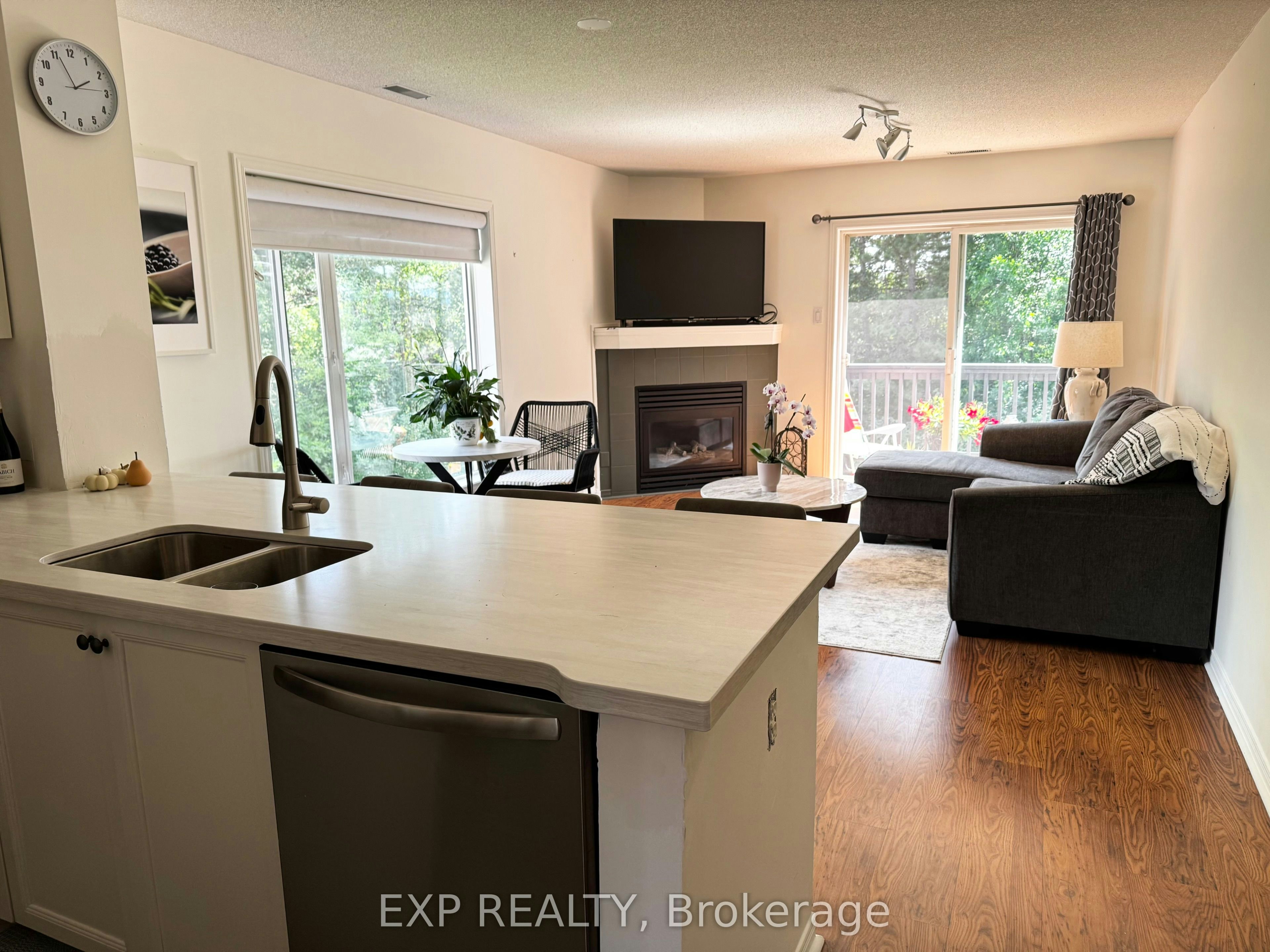 1-330 Mariners Way, Collingwood, ON, L9Y 5C7