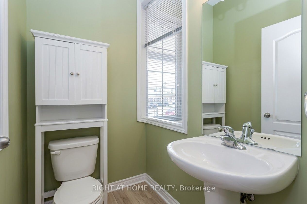 92 Pearcey Crescent, Barrie, ON, L4N 6R7 - 10