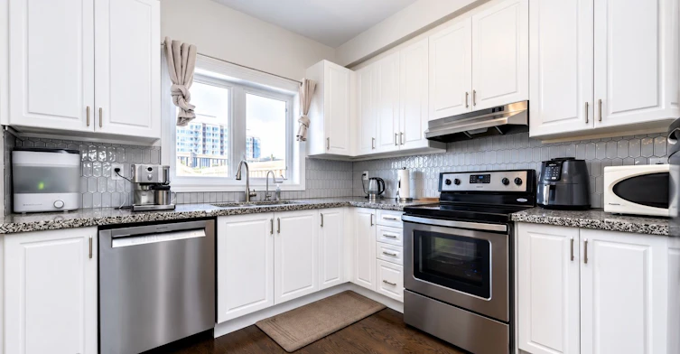 92 Pearcey Crescent, Barrie, ON, L4N 6R7 - 4