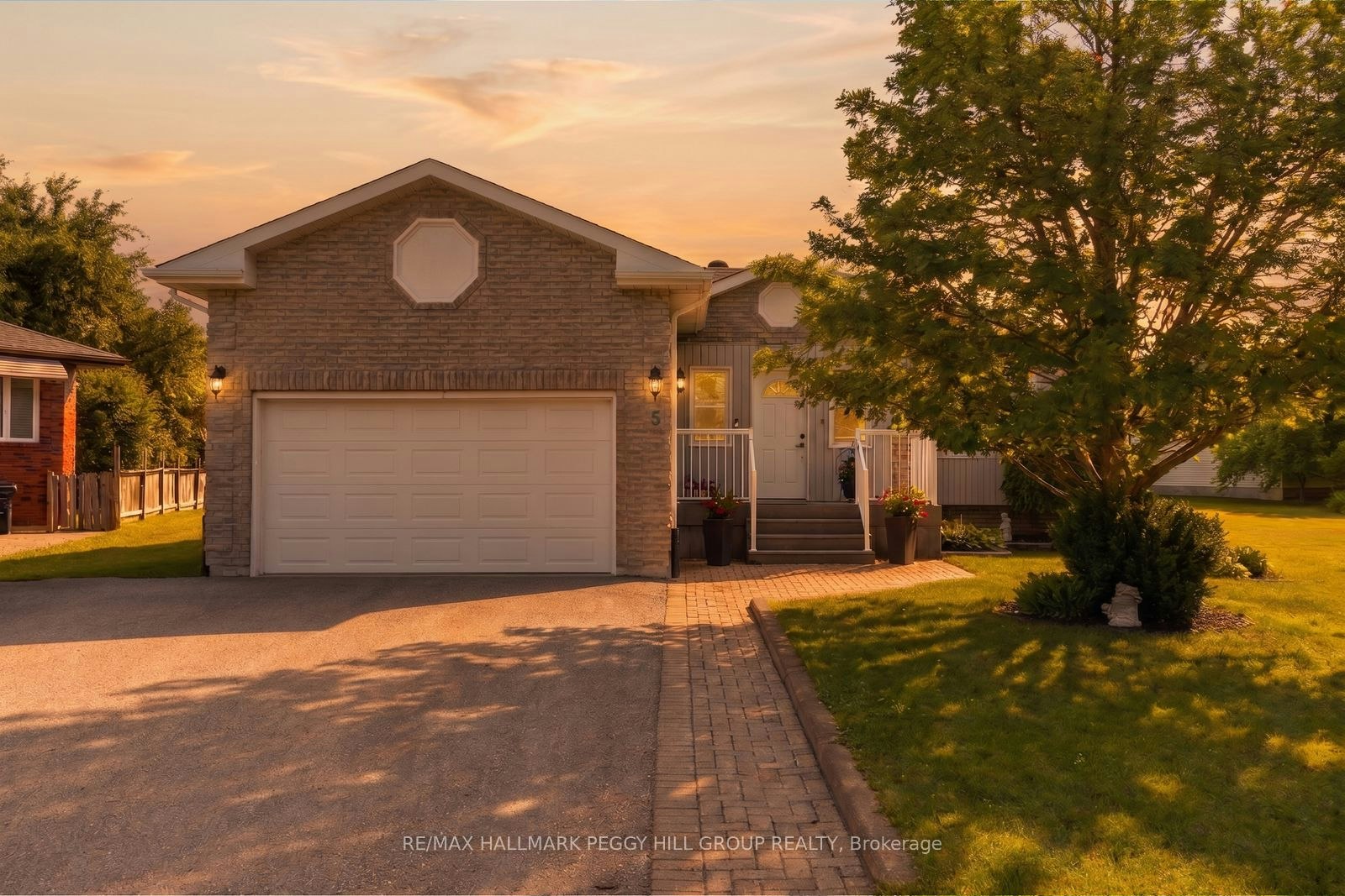 5 Allan Court, Springwater, ON, L0L 1P0