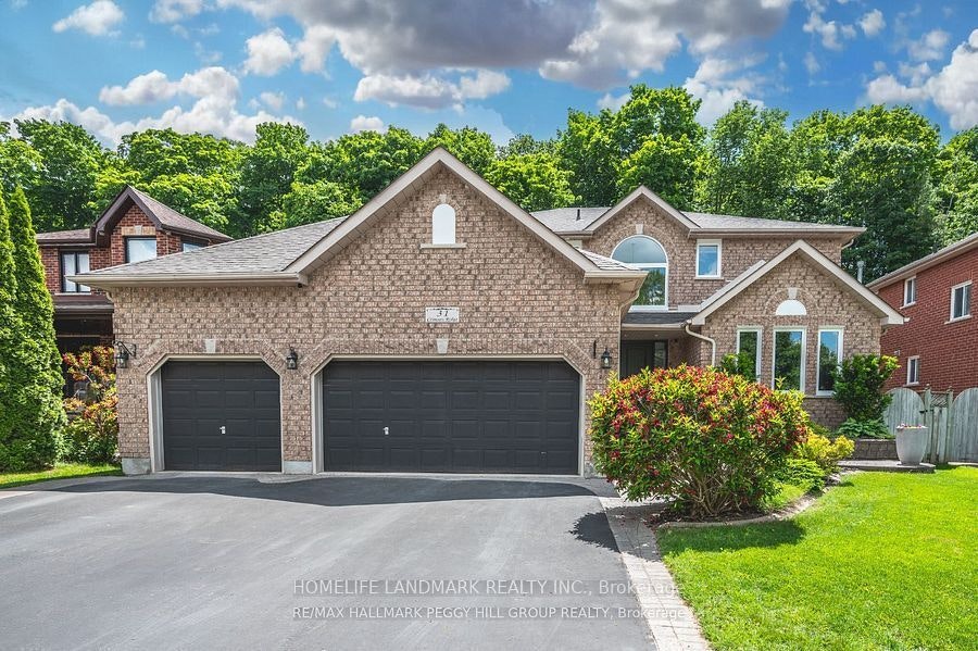 31 Crimson Ridge Road, Barrie, ON, L4N 9R8