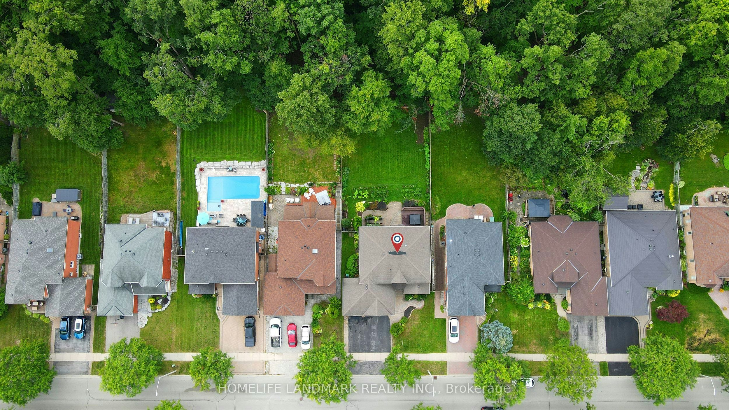 31 Crimson Ridge Road, Barrie, ON, L4N 9R8